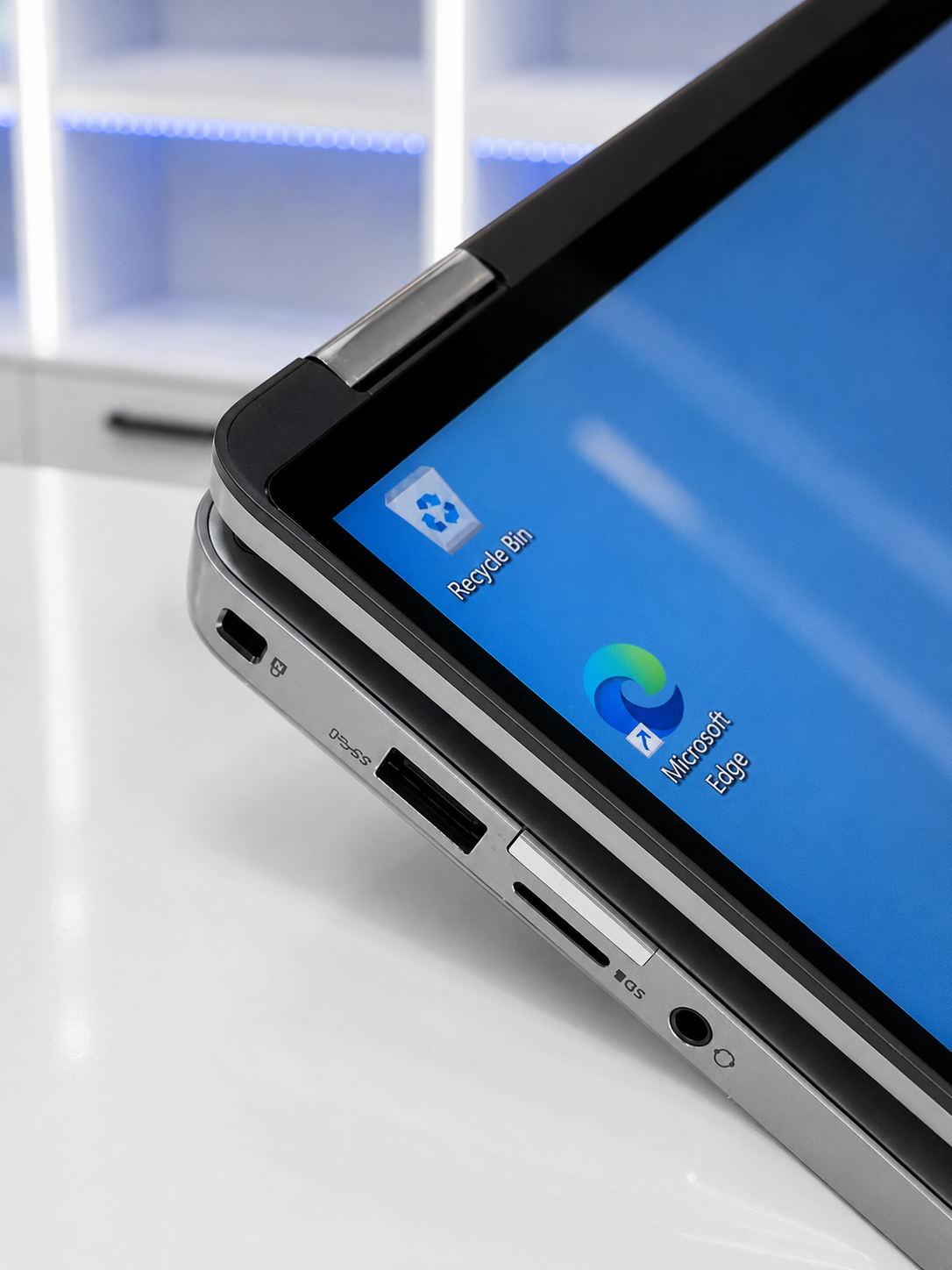 Dell Latitude 7400 2-in-1 5